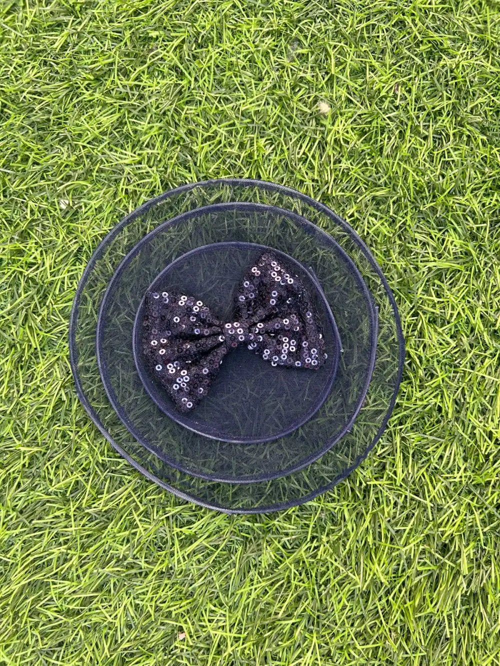 Beret Bow Sequin Clip