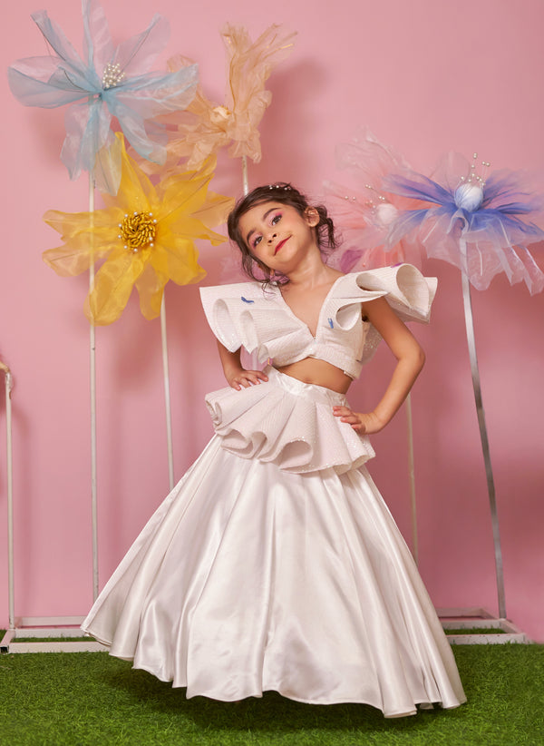 TWO WAY SCALLOP BLOUSE WITH SATIN SKIRT