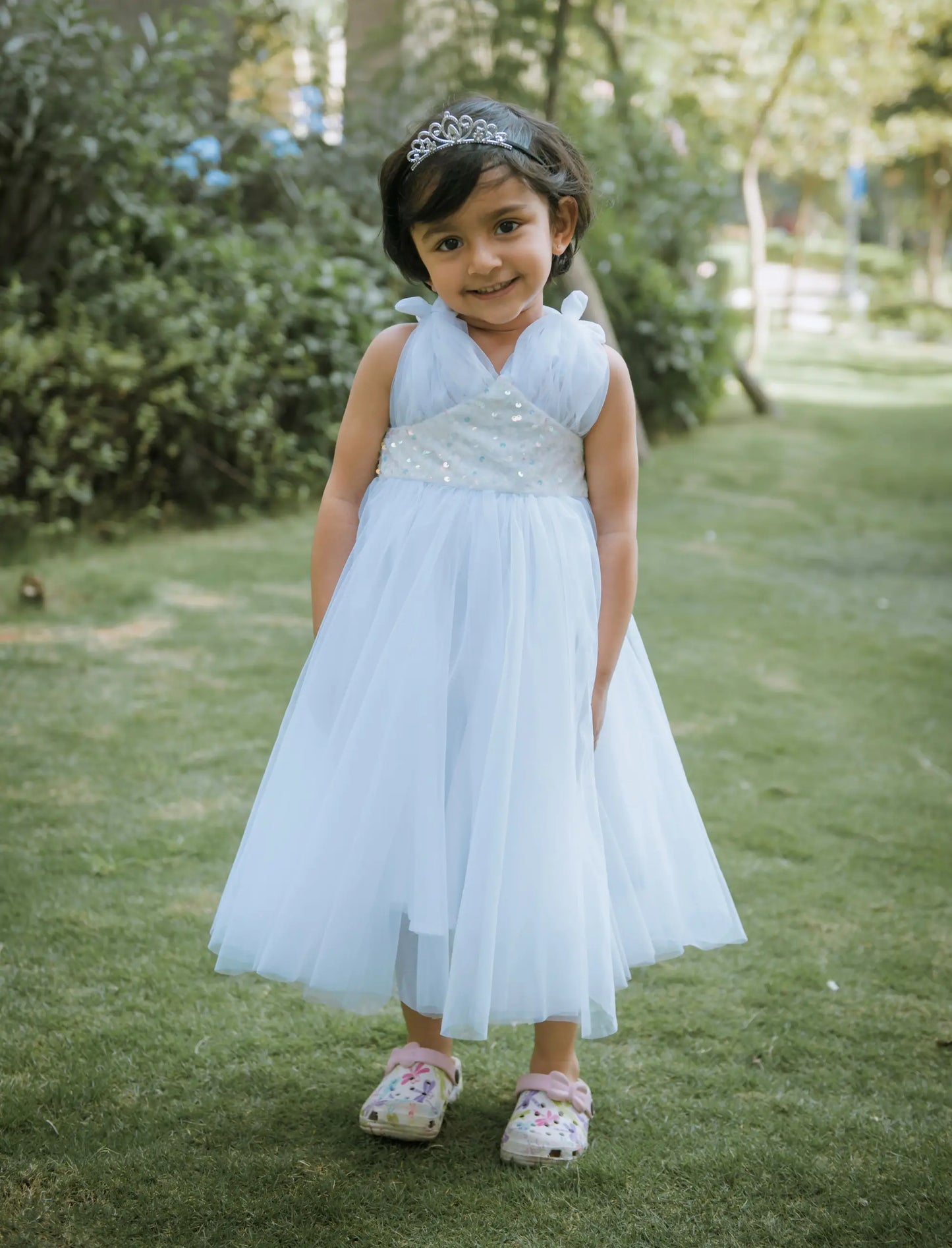 CALF-LENGTH PIECE WITH CRISS-CROSS BACK AND VELVET SEQUIN BELT