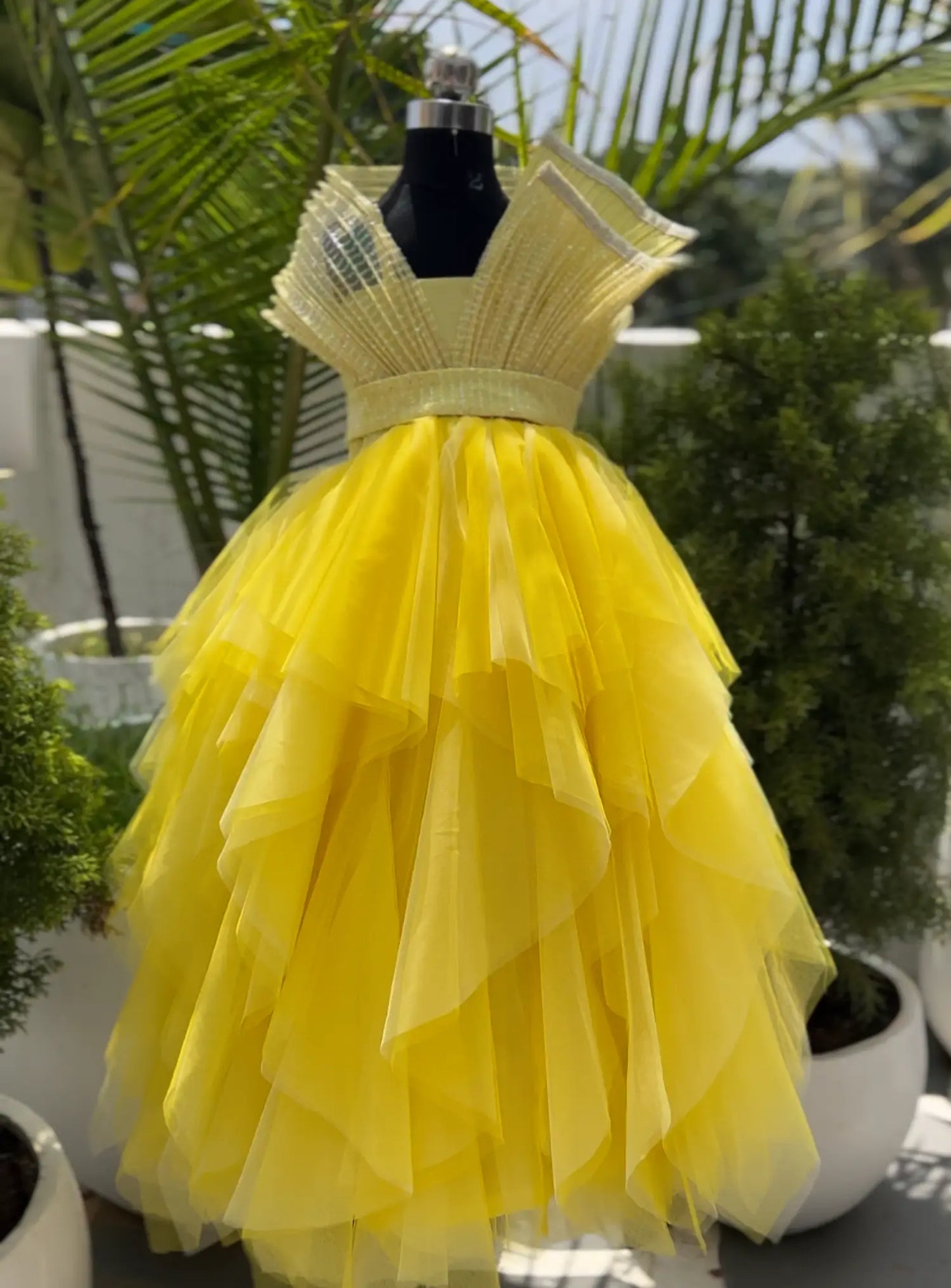YELLOW ASSYMETRICAL RUFFLES WITH RING TOP