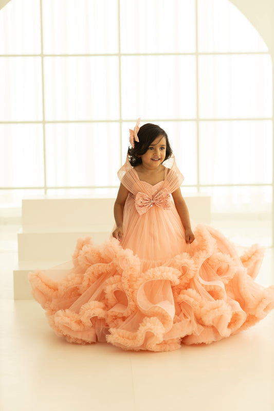 TAILBONE SKIRT FILLED WITH RUFFELS AND RING WITH BOW