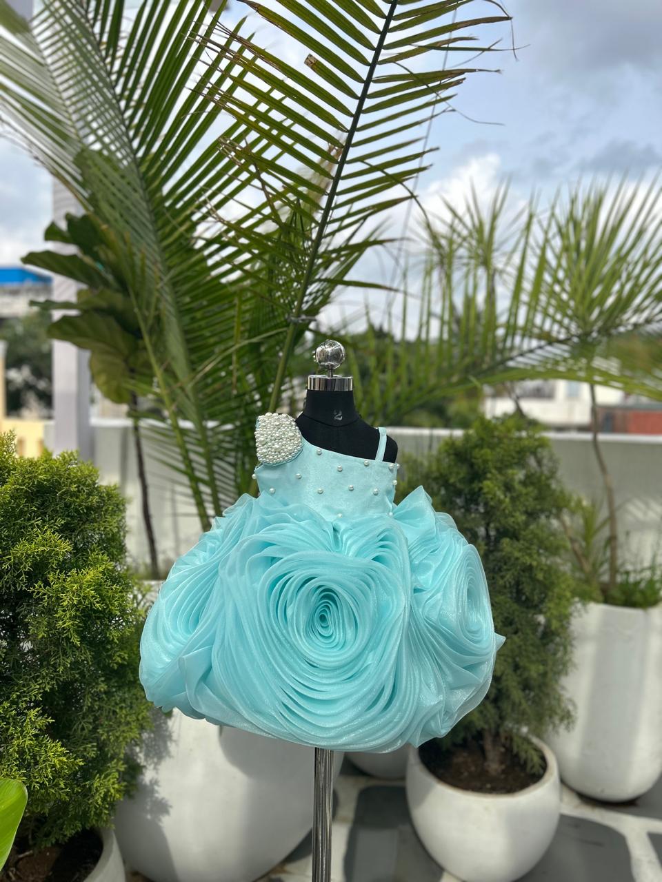 FLORAL ROSE PIECE