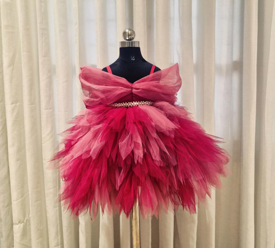 FLAMINGO PIECE- KNEE LENGTH PIECE WITH A DETACHABLE PEARL BELT